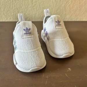 Toddler White Adidas (Size 5K)